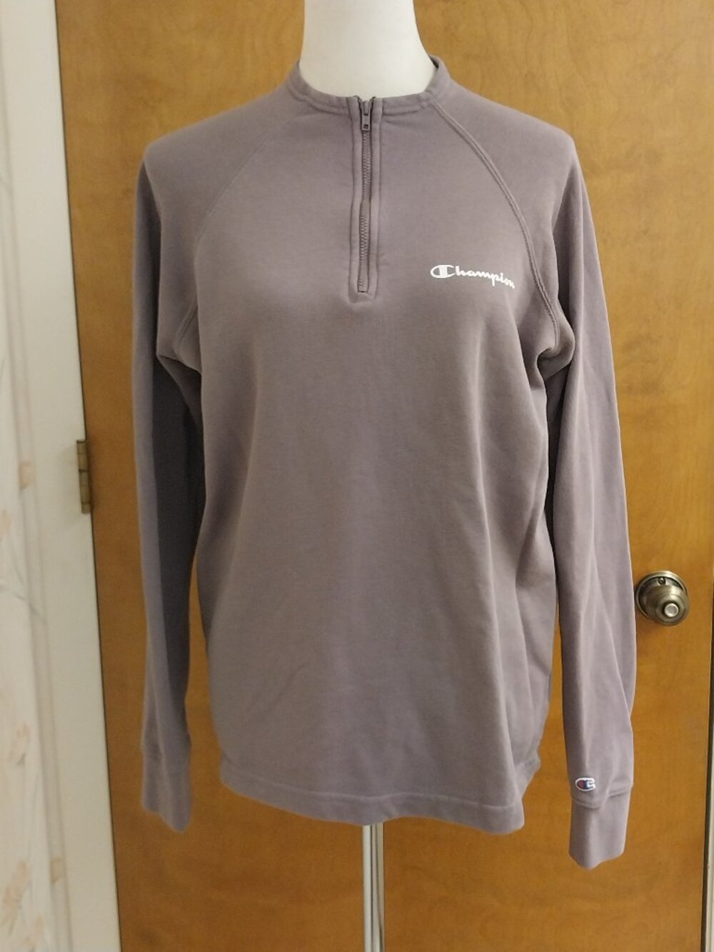 CHAMPION HIGH NECK QUARTER ZIP LAVENDER SIZE L SWEATSHIRT